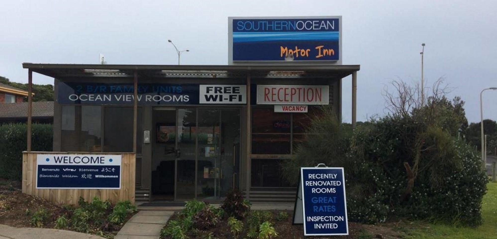 Southern Ocean Motor Inn Порт Кембъл Екстериор снимка